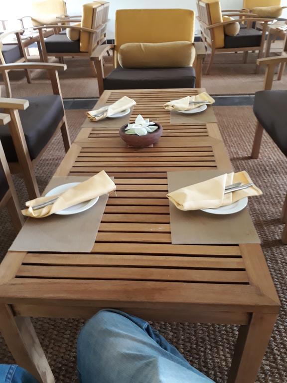 Traveller'S Home Hotel ทิซซามาฮารามา ภายนอก รูปภาพ